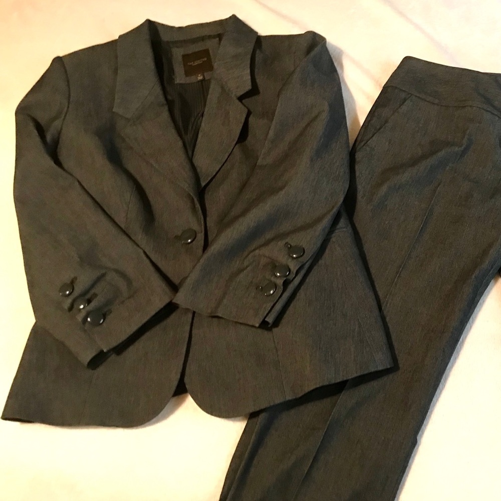 Limited Gray Pant Suit, Cassidy Fit Size M